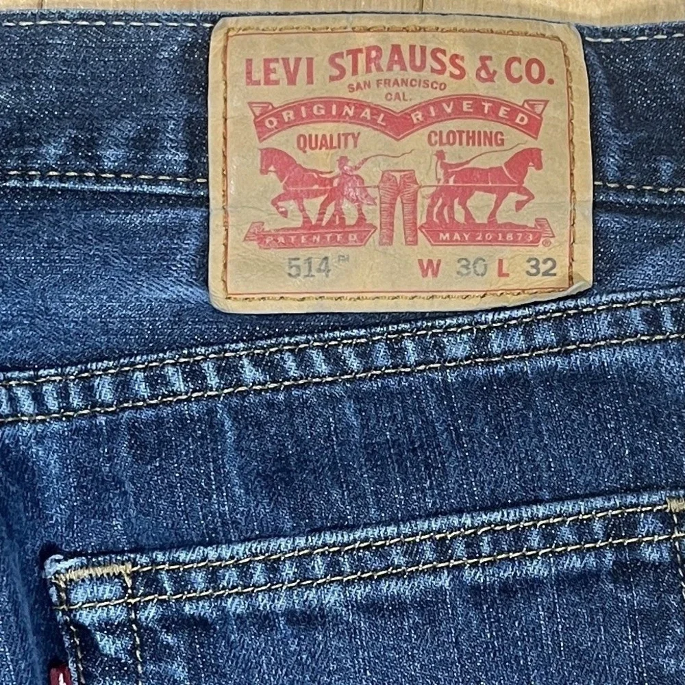 Levis 514 Regular Straight Jeans Mens 30x32 (Fits 30x31) 100% Cotton Denim